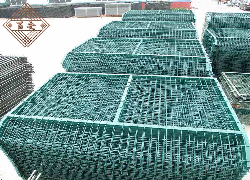 铁路防护栅栏